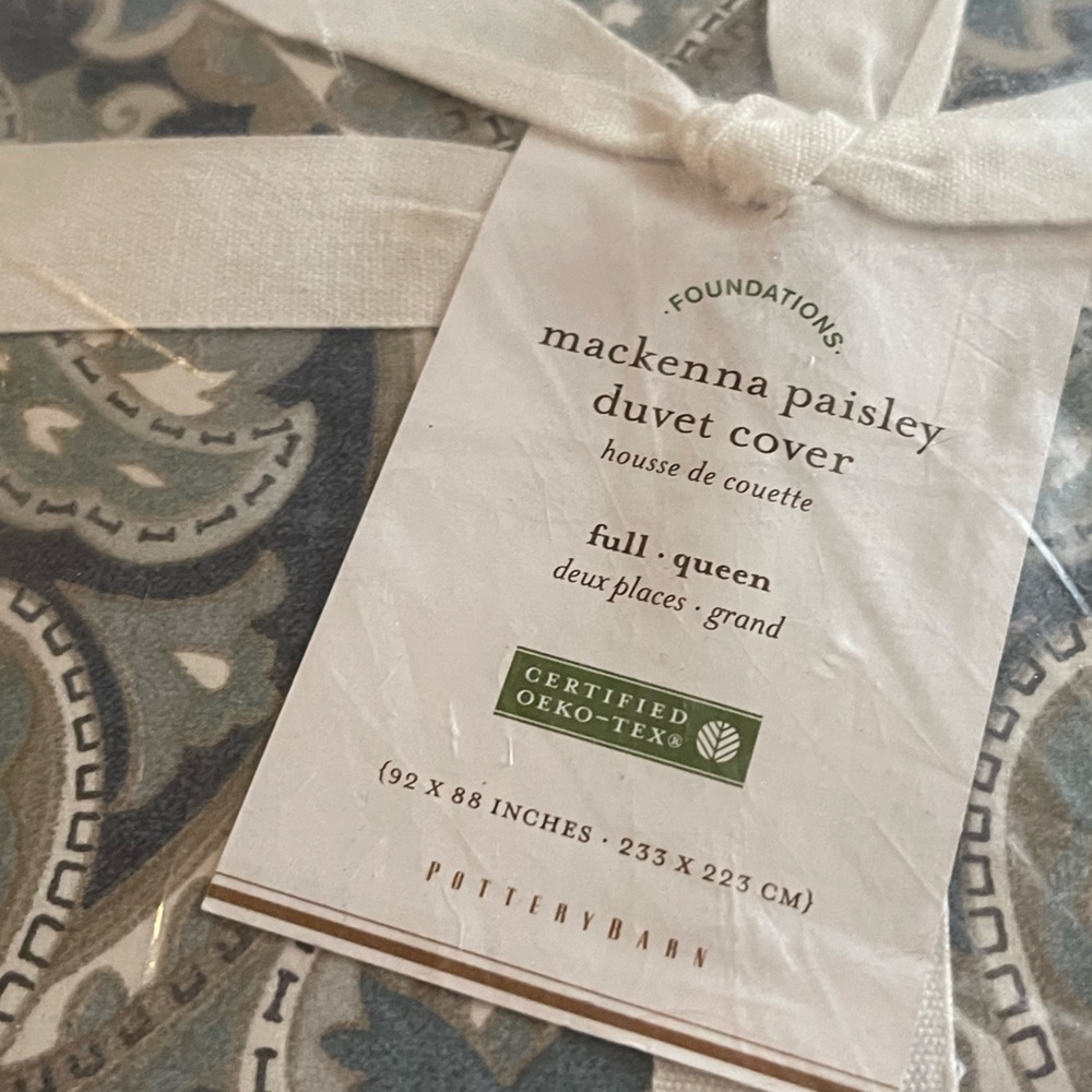 New Pottery Barn Makenna F/Q Blue Paisley Duvet Cover & 2 Standard Shams - S/3 - Picture 10 of 14
